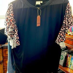 Leopard Ruffle short sleeve top